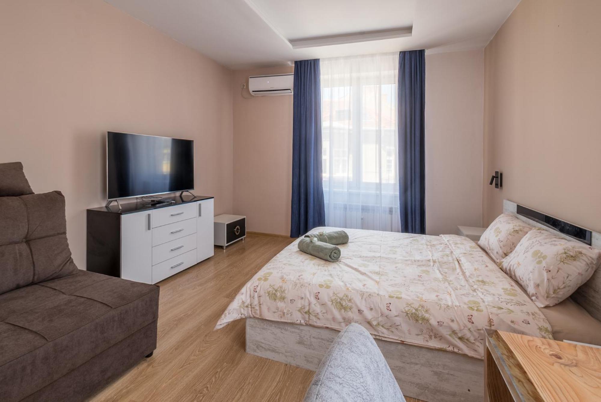 3Bdr, Top Center Retreat, City Heart, Free Parking Sofia Ngoại thất bức ảnh